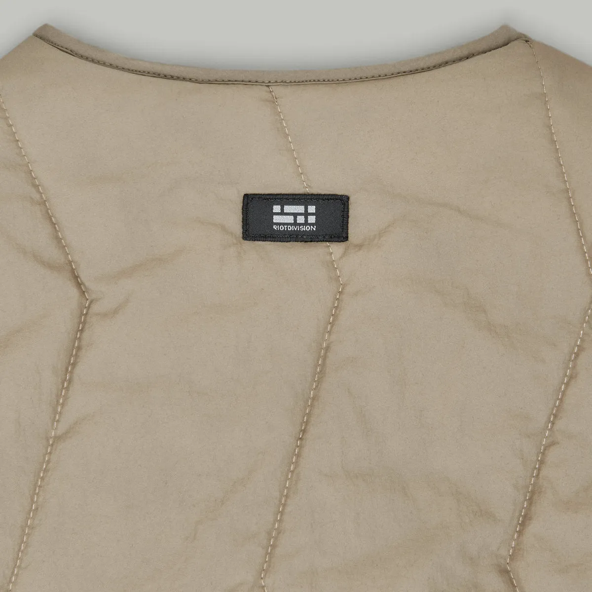 Diagonal Pocket Vest Gen.1 RD-DGNLPV_GEN.1 BEIGE