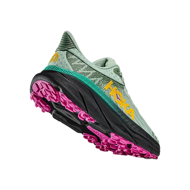 Hoka Women's Challenger ATR 7 (Med)