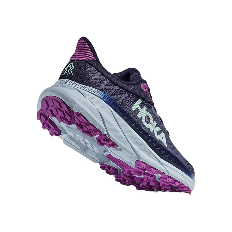 Hoka Women's Challenger ATR 7 (Med)