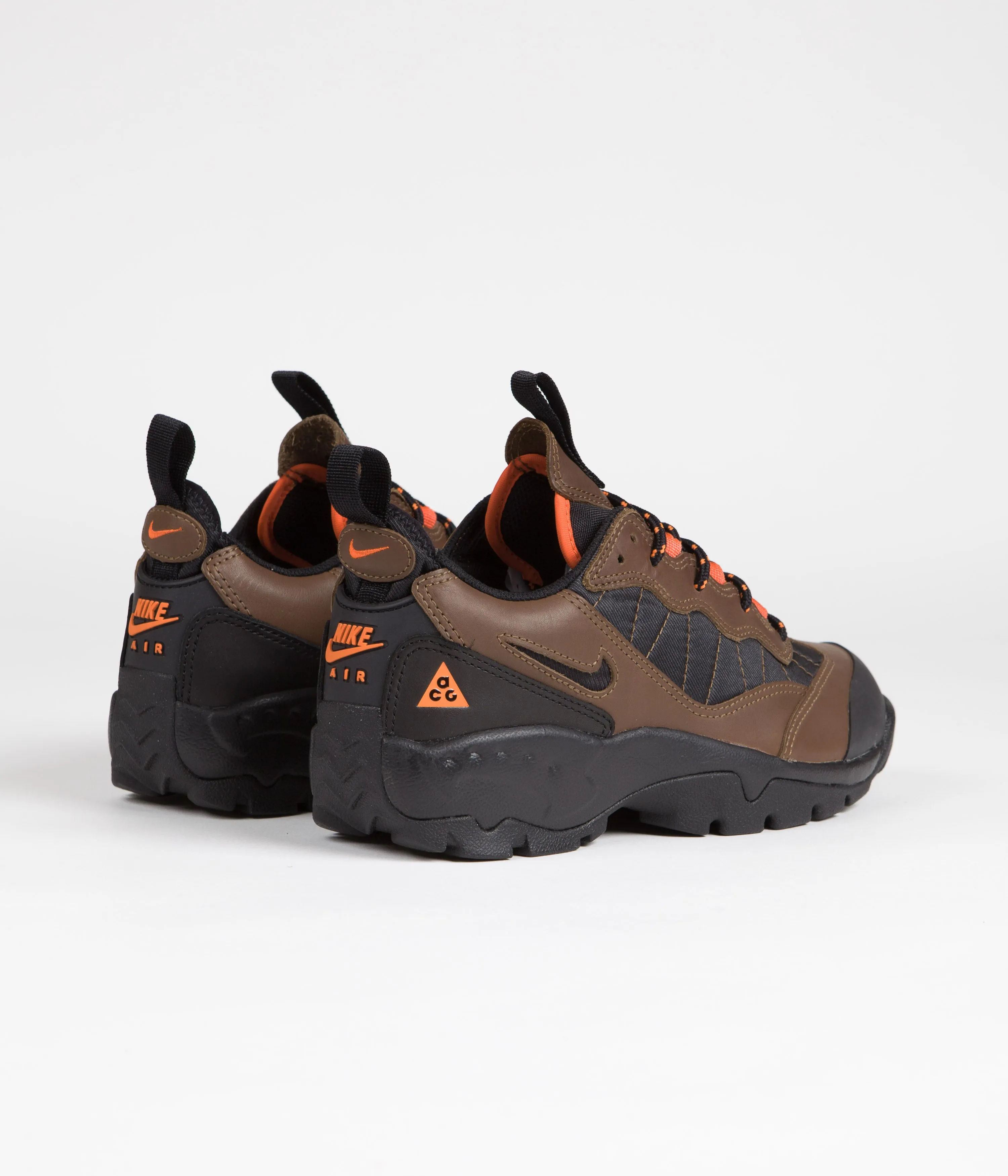 Nike ACG Air Mada Shoes - Bison / Black - Hyper Crimson - Total Orange